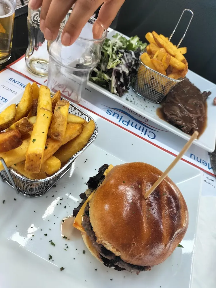 Burger Frites Et Bavette Frites